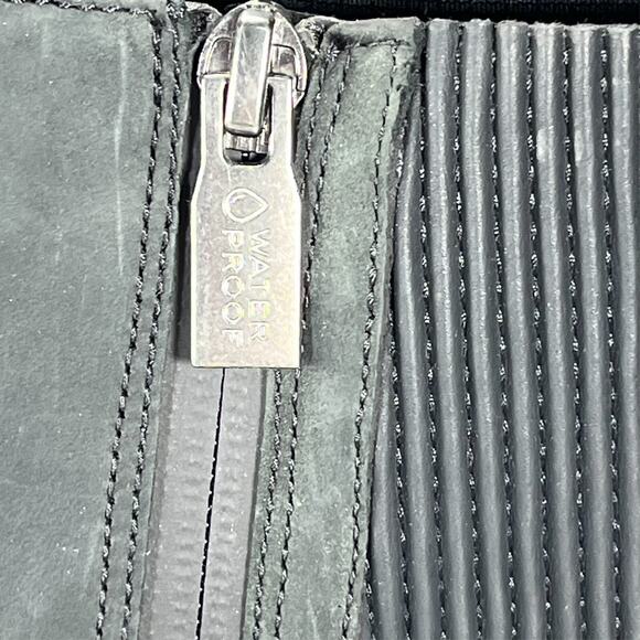 Vionic Women's Shantelle Black Leather Waterproof Zip Up Ankle Boots Size 9.5 - Picture 7 of 11